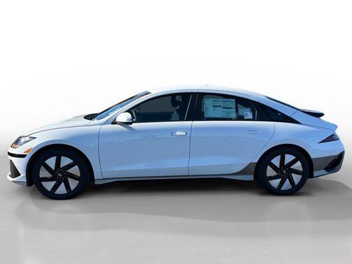 2025 Hyundai IONIQ 6 SE