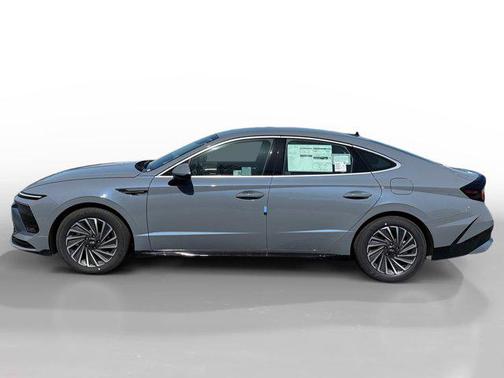 2025 Hyundai SONATA Hybrid SE