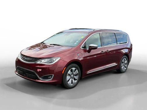 2018 Chrysler Pacifica Hybrid Limited