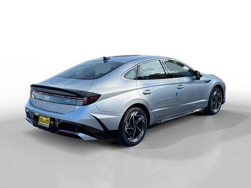 2026 Hyundai SONATA SEL