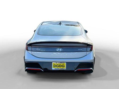 2026 Hyundai SONATA SEL