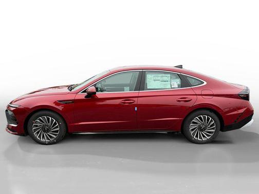 2025 Hyundai SONATA Hybrid SE