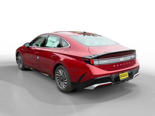 2025 Hyundai SONATA Hybrid SE