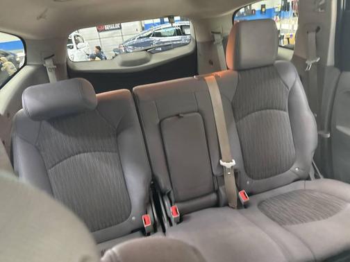 2013 Chevrolet Traverse LS