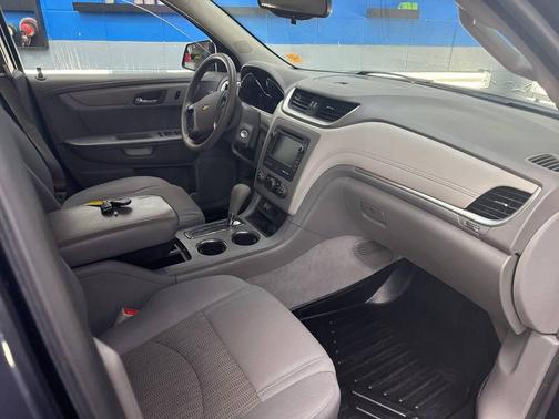 2013 Chevrolet Traverse LS