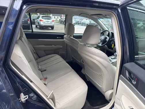 2012 Subaru Outback 2.5i Premium