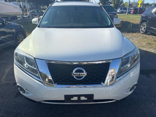 2014 Nissan Pathfinder SL