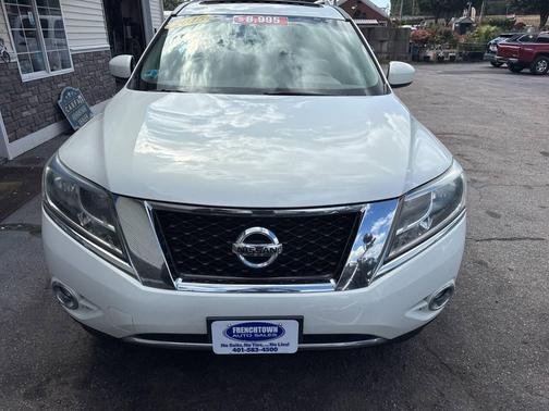 2014 Nissan Pathfinder SL