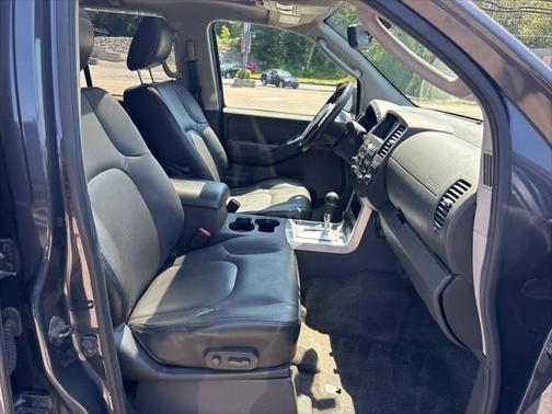 2012 Nissan Pathfinder Silver