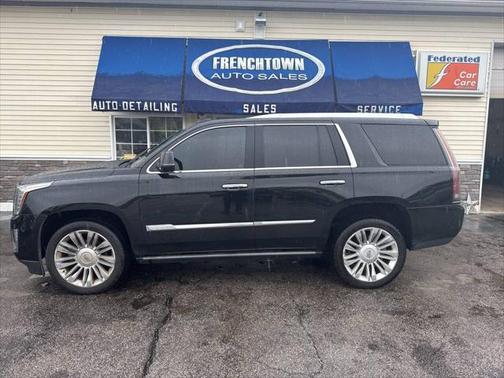 2017 Cadillac Escalade Platinum