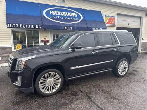2017 Cadillac Escalade Platinum