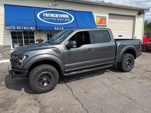 2017 Ford F-150 Raptor 4x4 4dr SuperCrew 5.5 ft. SB