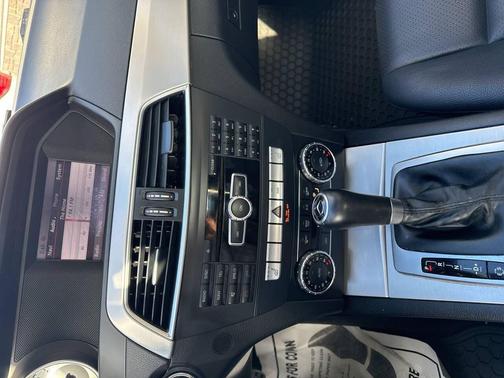 2014 Mercedes-Benz C-Class C 300 4MATIC Luxury