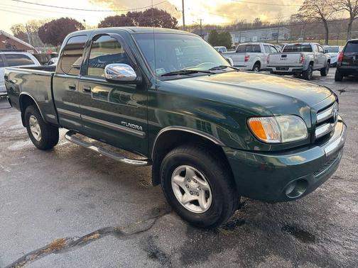 2004 Toyota Tundra SR5