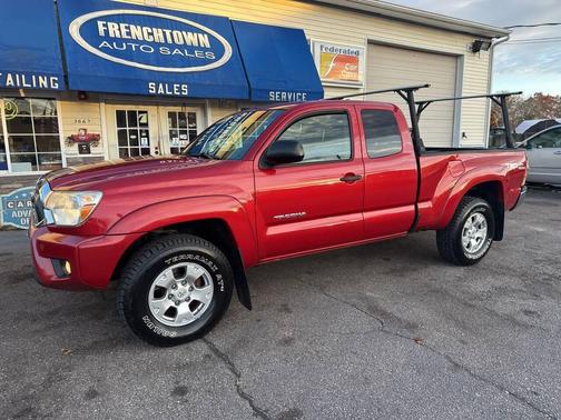 2014 Toyota Tacoma Base