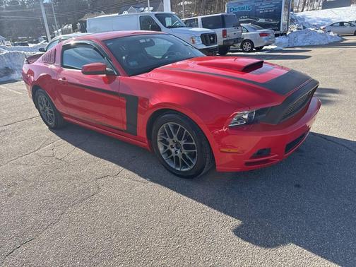 2014 Ford Mustang V6 Premium