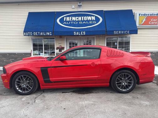 2014 Ford Mustang V6 Premium