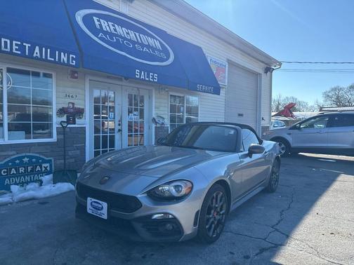 2017 FIAT 124 Spider Base