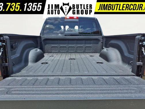 Diamond Black 2026 RAM 2500 Tradesman