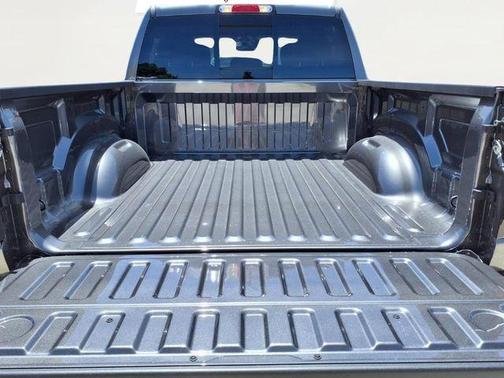 Granite Crystal Clearcoat Metallic 2026 RAM 1500 Express