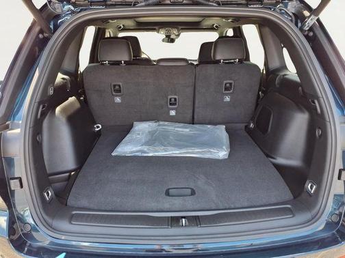 Fathom Blue Pearlcoat 2026 Jeep Grand Cherokee Limited