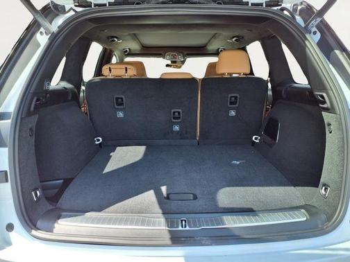 Bright White Clearcoat 2026 Jeep Grand Cherokee Summit