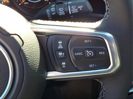 Black Clearcoat 2026 Jeep Wrangler Sahara