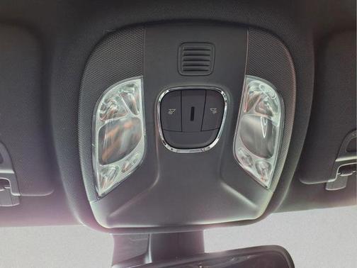 Bright White Clearcoat 2026 Jeep Compass Latitude