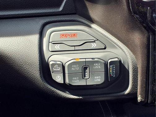 Silver Zynith 2026 RAM 1500 RHO