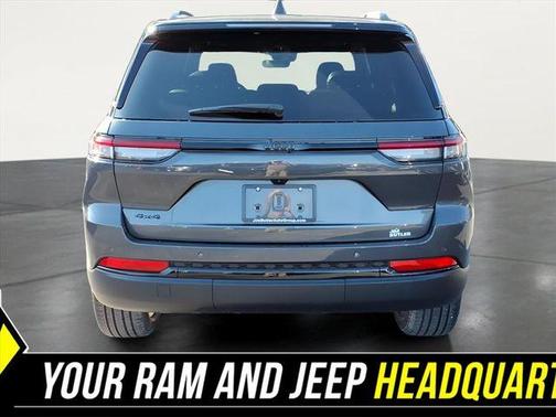 Metallic 2025 Jeep Grand Cherokee Limited