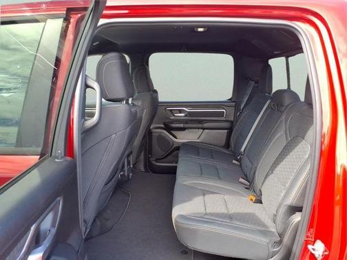 Molten Red Pearlcoat 2026 RAM 1500 Big Horn/Lone Star