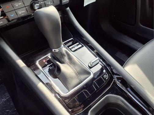 Silver Zynith 2026 Jeep Compass Latitude