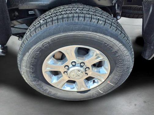 Bright White Clearcoat 2026 RAM 2500 Big Horn