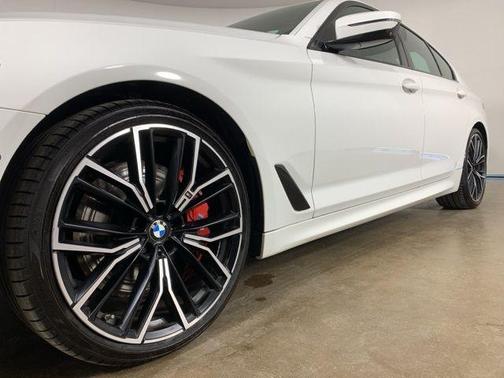 2022 BMW M550 i Xdrive