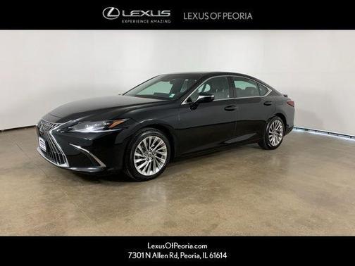 2023 Lexus ES 300h Ultra Luxury