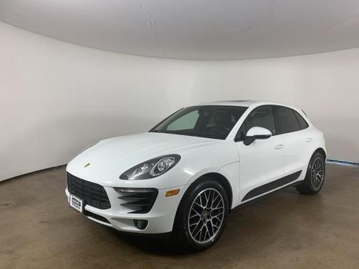 2018 Porsche Macan Base