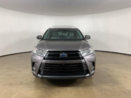 2019 Toyota Highlander Hybrid Platinum