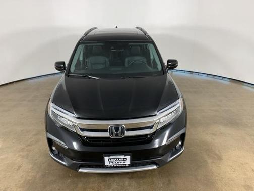 2020 Honda Pilot Touring 8-Passenger