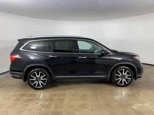 2020 Honda Pilot Touring 8-Passenger