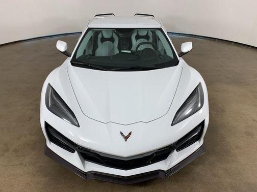 Arctic White 2023 Chevrolet Corvette Z06