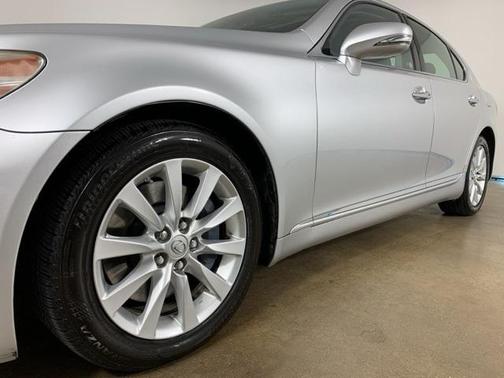 2011 Lexus LS 460 Base
