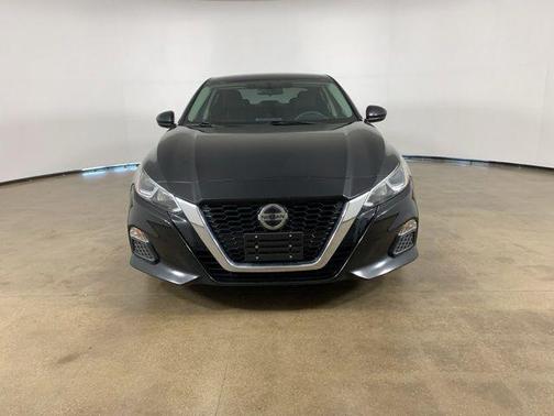 Super Black 2020 Nissan Altima S FWD