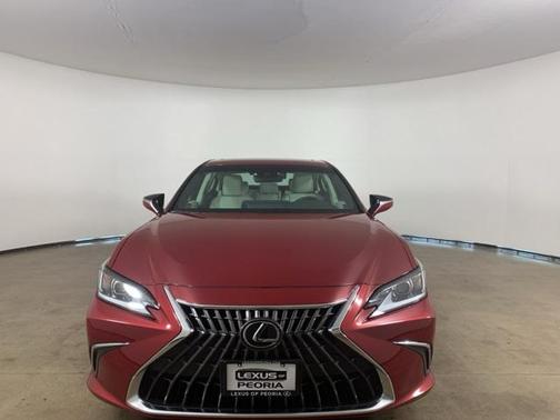 2025 Lexus ES 300h Base