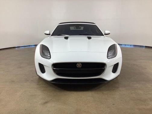 Yulong White Metallic 2018 Jaguar F-TYPE 340HP
