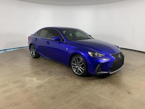2018 Lexus IS 300 Base