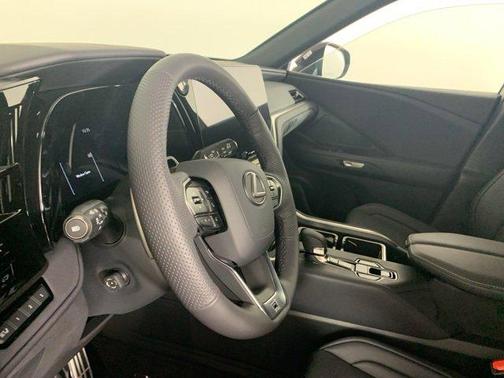 2025 Lexus TX 500h F SPORT Premium