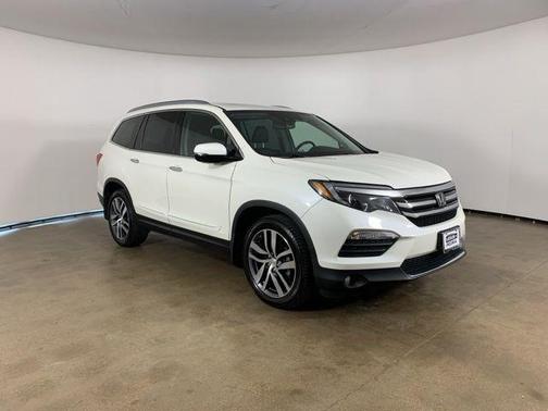 White Diamond Pearl 2017 Honda Pilot Elite