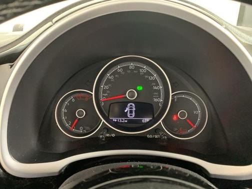 2018 Volkswagen Beetle 2.0T S