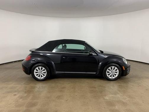 2018 Volkswagen Beetle 2.0T S