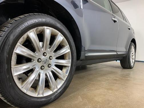 2013 Lincoln MKX Base